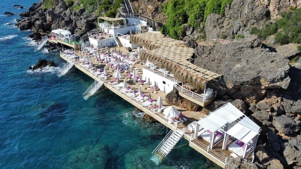 Фото La Boutique Hotel & Suites 4*