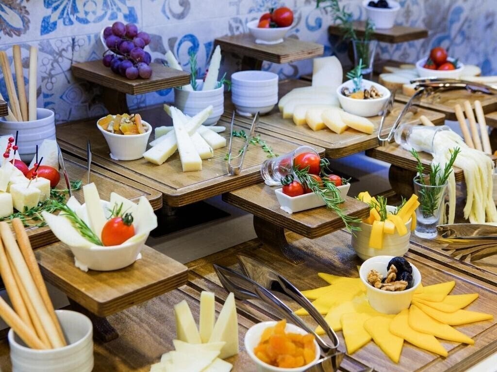 Imaginea Holiday Inn Lara 4*