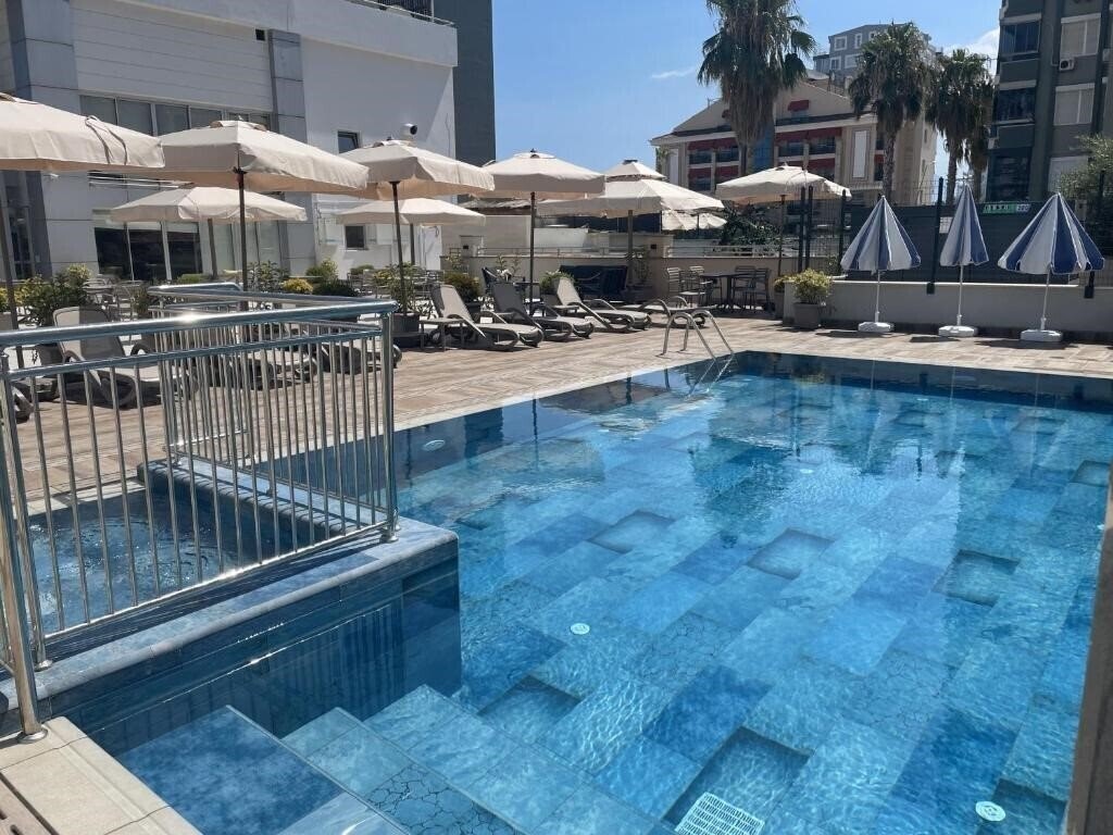 Изображение Blue Garden Hotel 4*