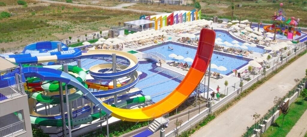 Fotografie Greenwood Suites Resort (ex. Sherwood Suites Resort Hotel) 5*