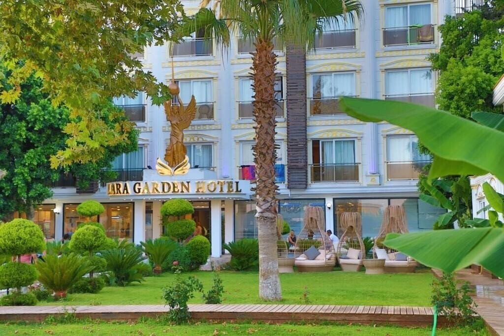 Imaginea Lara Garden Hotel (ex. Lara Garden Butik Hotel) 3*