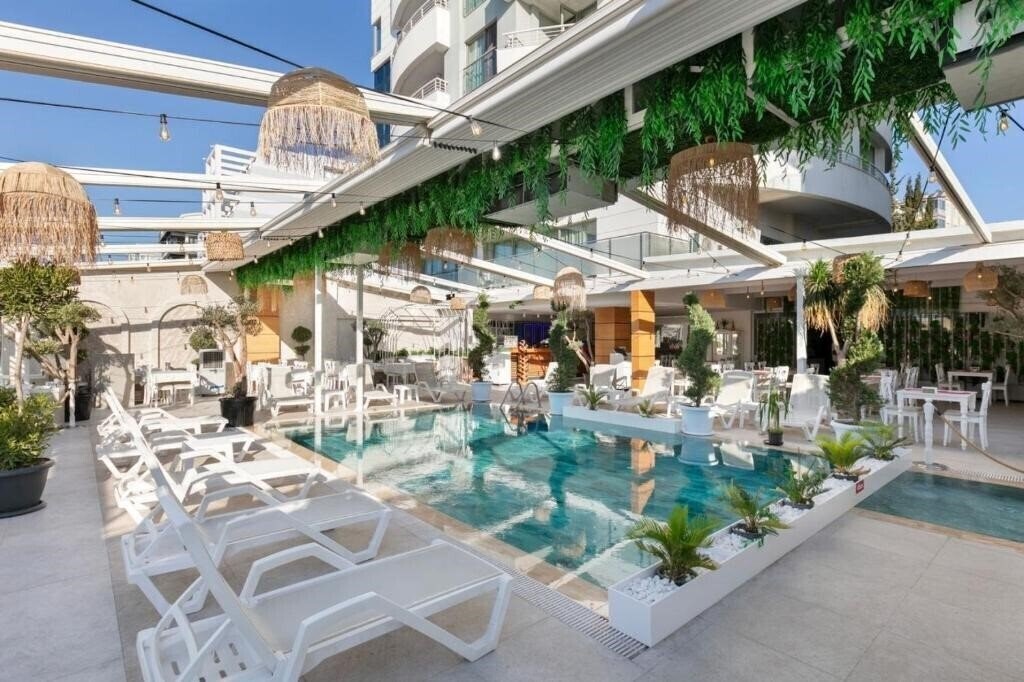 Imaginea Pacco Hotel & Spa 4*