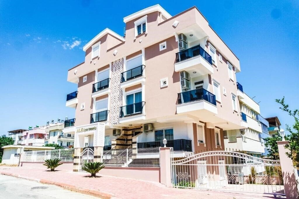 Hotel Ale Apartments Hotel 3*