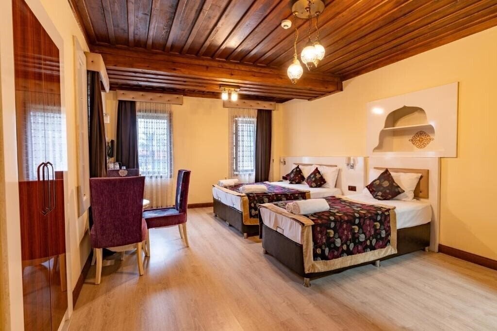 Fotografii Bacchus Pension 3*