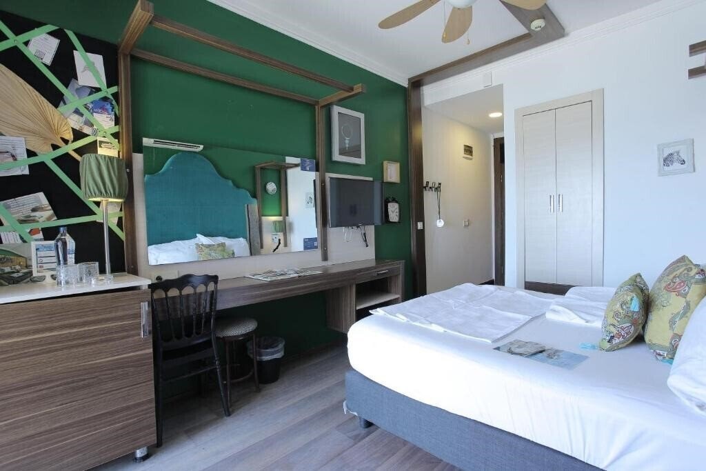 Imaginea Anjeliq House 3*