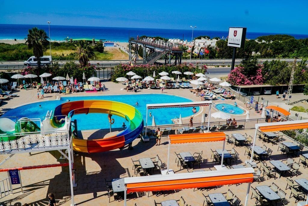Imaginea Club Throne Beach 5*
