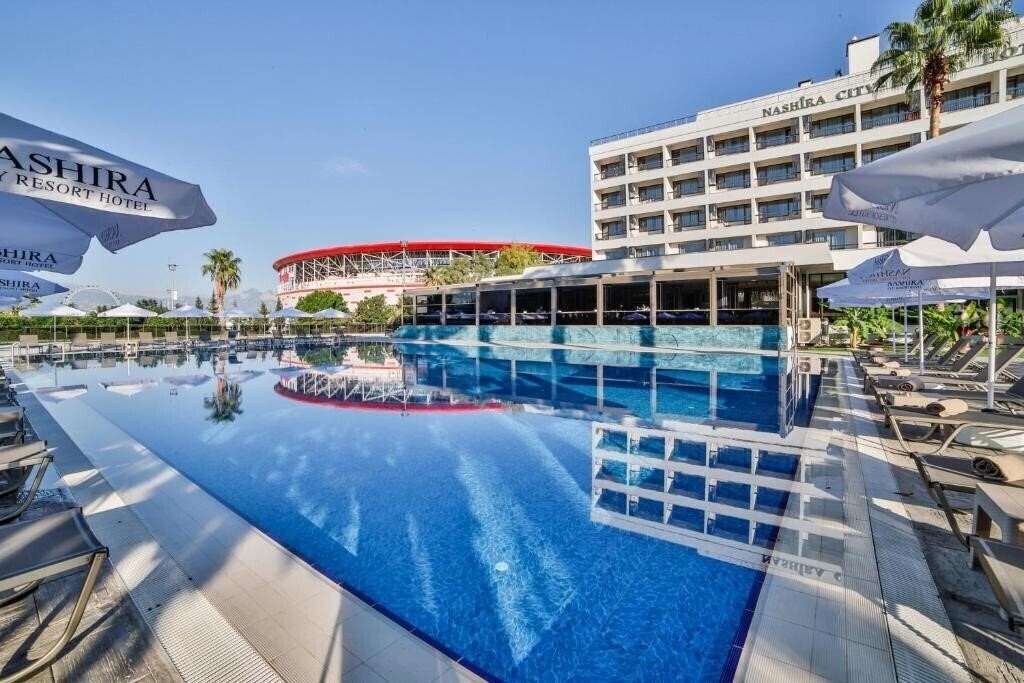 Fotografii Nashira City Resort Hotel 4*
