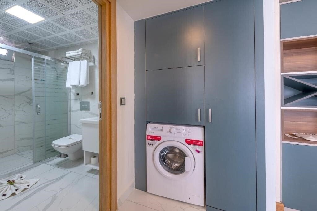 Imaginea Citrus Luna Suite Hotel (ex. Theluna Suite Hotel) 3*