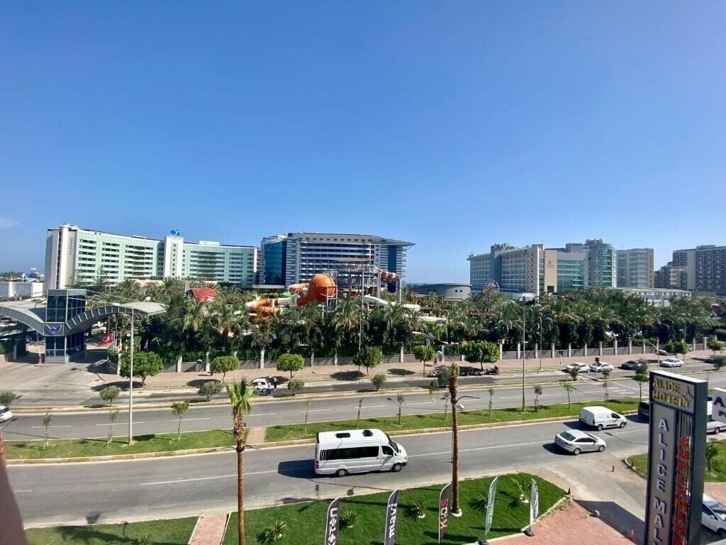 Imaginea Alice Hotel 5*