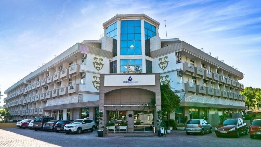 Дефлорация порно онлайн бейнелер