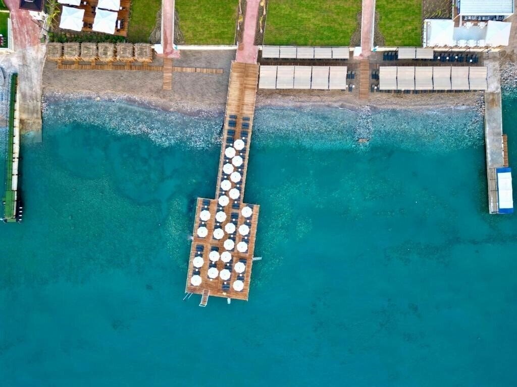 Порно көрші