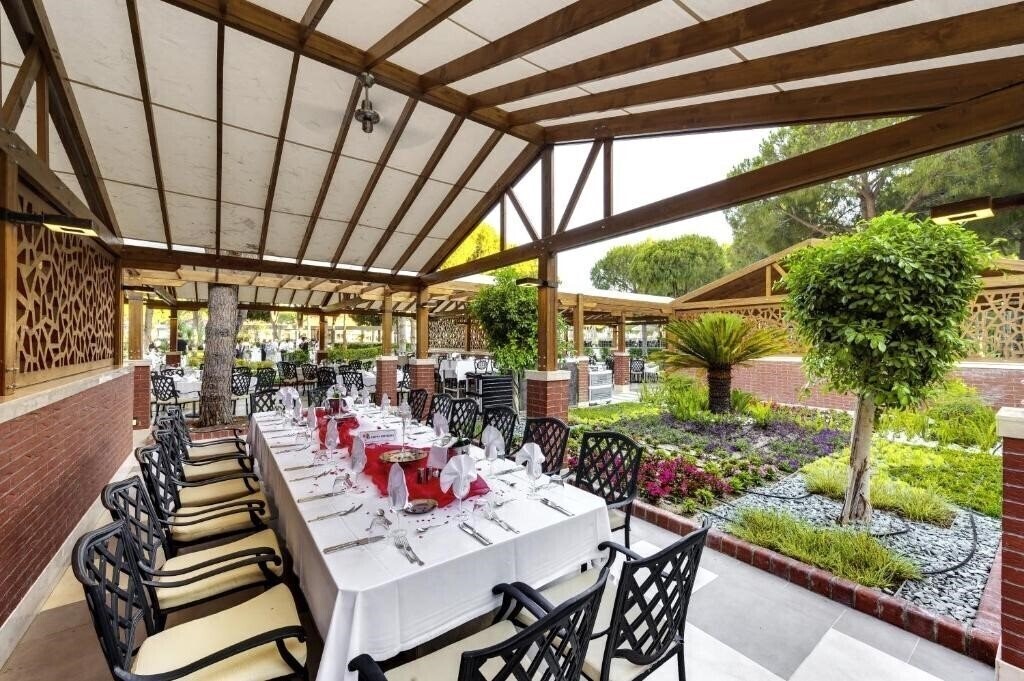Imaginea Robinson Club Nobilis 5*