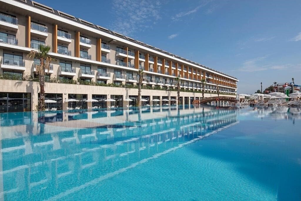 Imaginea Aydinbey Queen's Palace & SPA 5*