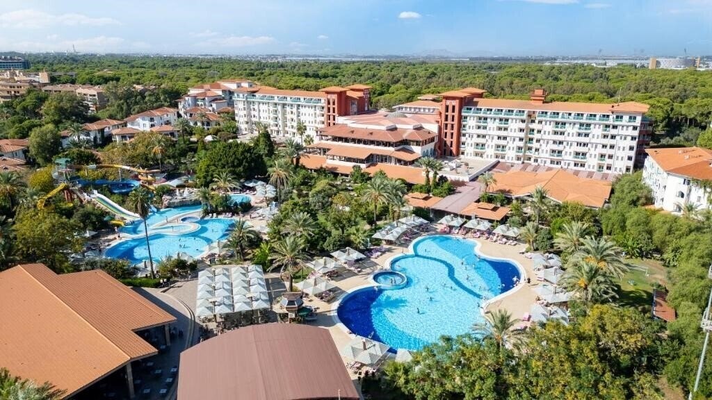 Imaginea Belconti Resort Hotel 5*