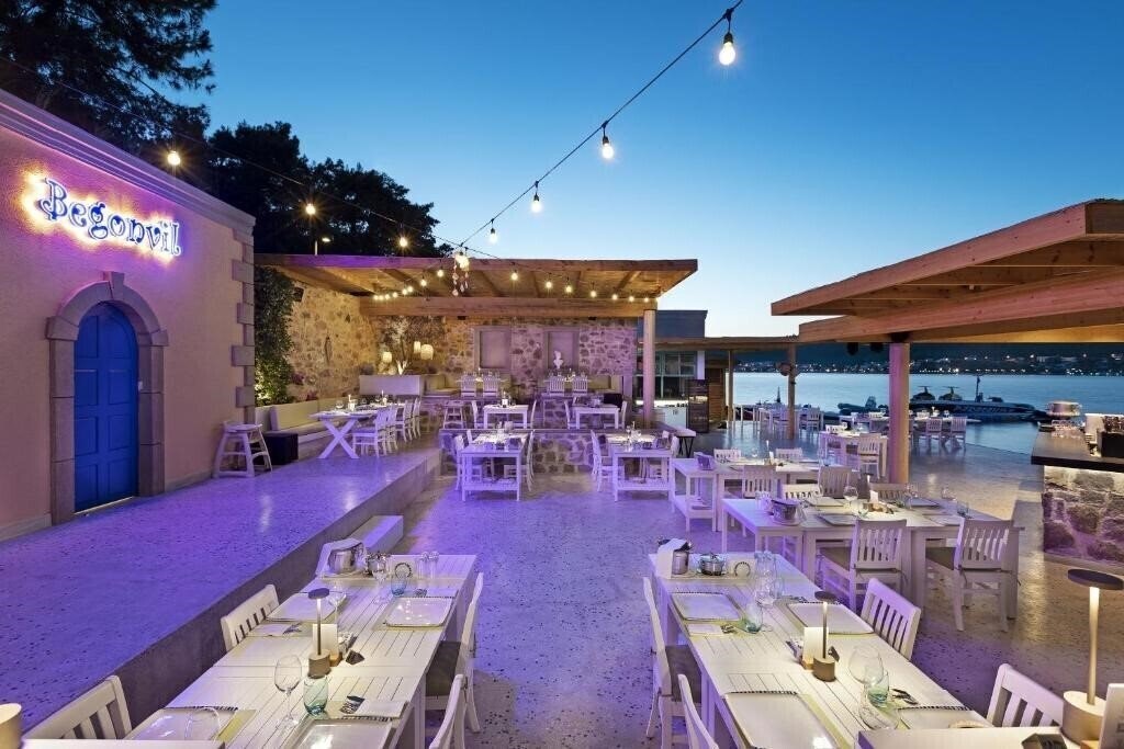 Imaginea Titanic Deluxe Bodrum 5*