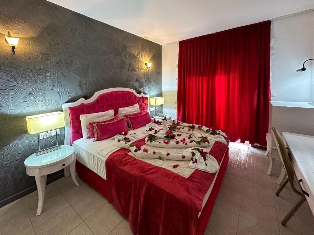 Fotografie Tiana Beach Hotel (ex. Serene Beach Resort, Rana Beach) 3*