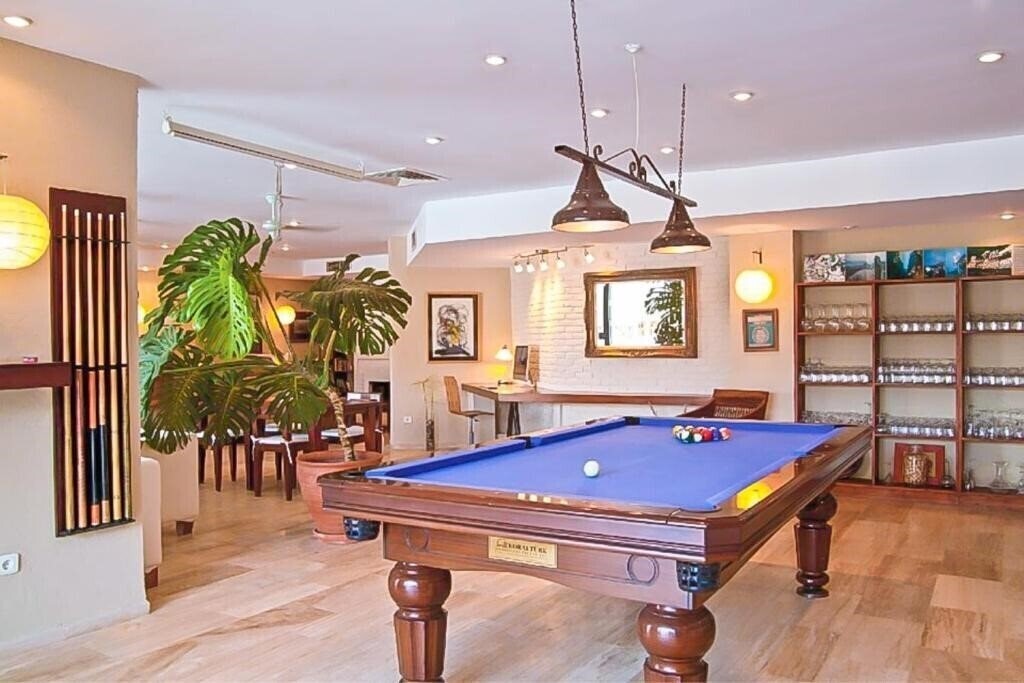 Фото 4reasons Hotel Bistro 3*