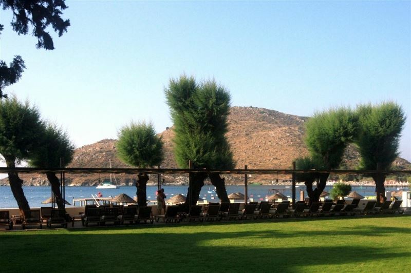 Imaginea Liv By Bellazure' Boutique 4*