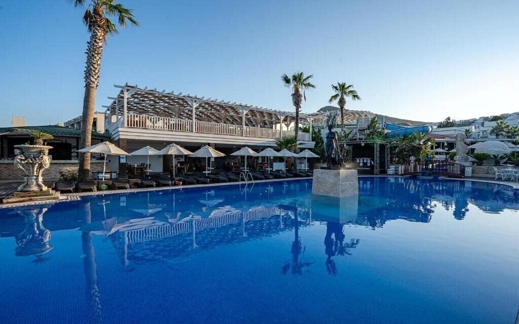 Fotografii Bodrum Golden Beach Hotel (ex. Golden Beach Bodrum by Jura, Golden Beach Resort & SPA, Golden Beach ) 4*