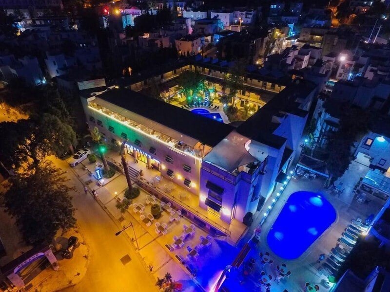 Картинка Sky Life Hotel + 3*