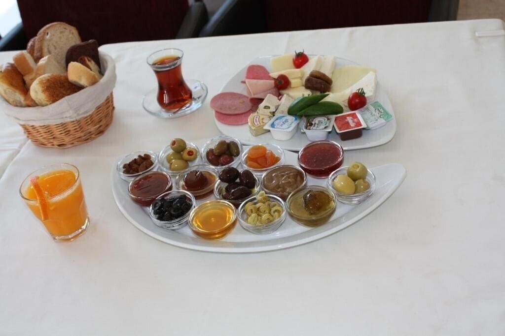 Imaginea Bronze Hotel 3*