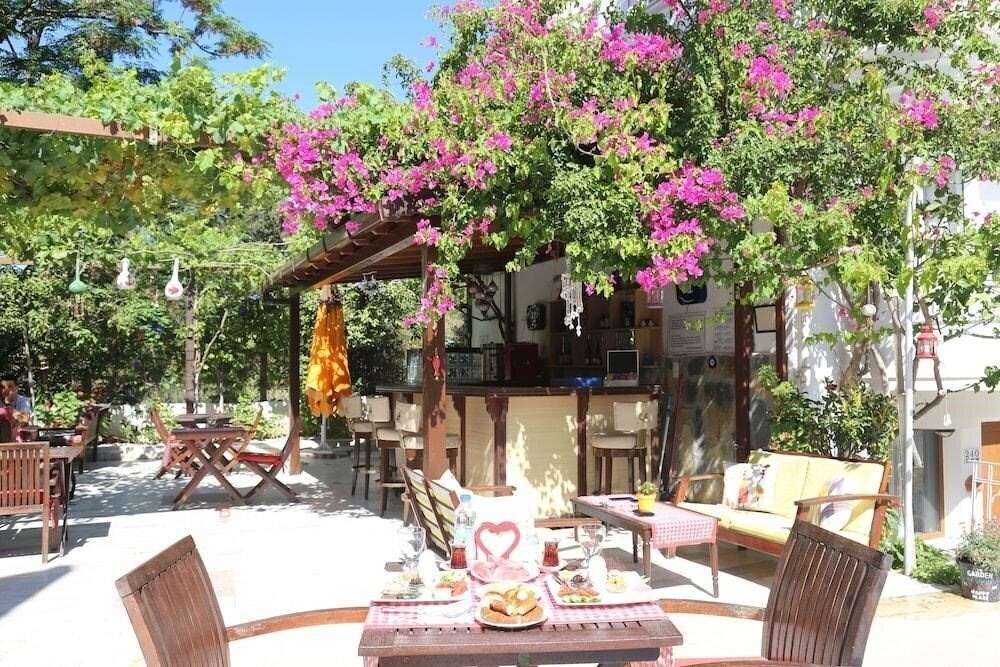 Fotografie Cavus Hotel & Apart (ex. Bitez Otel) 2*