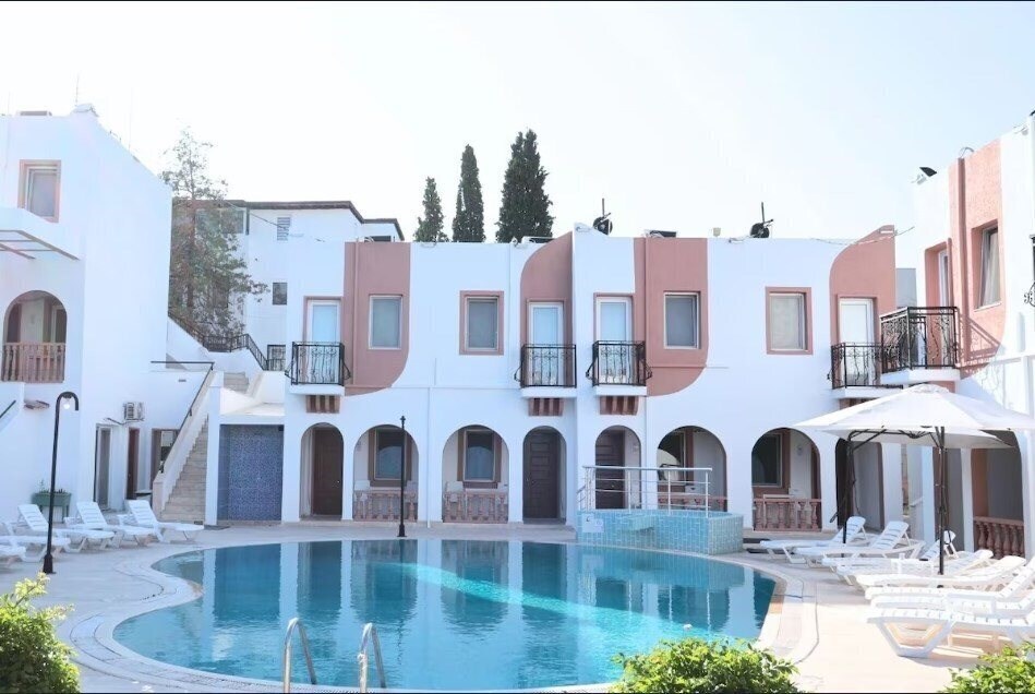 Imaginea Lumy Suites Eskicesme (ex. Dreams Bodrum Otel, Bodrum Dreams Hotel) 3*