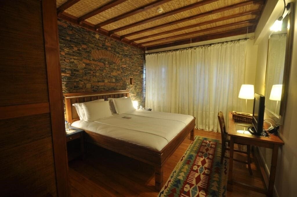 Imaginea El Vino Hotel & Suites 3*
