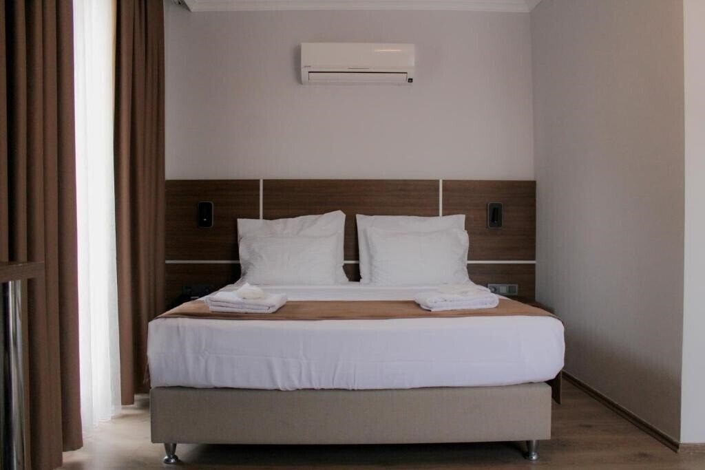 Imaginea Gulluk Life Hotel 3*