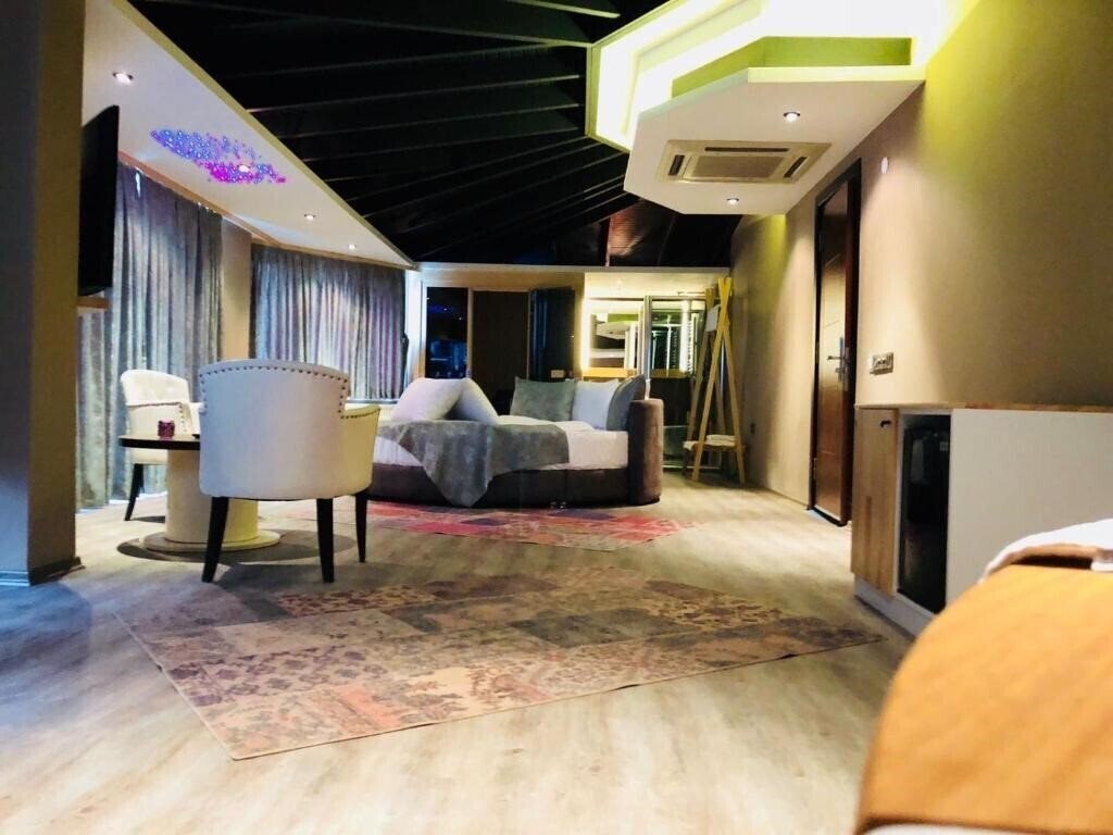 Imaginea Velena Hotel 3*