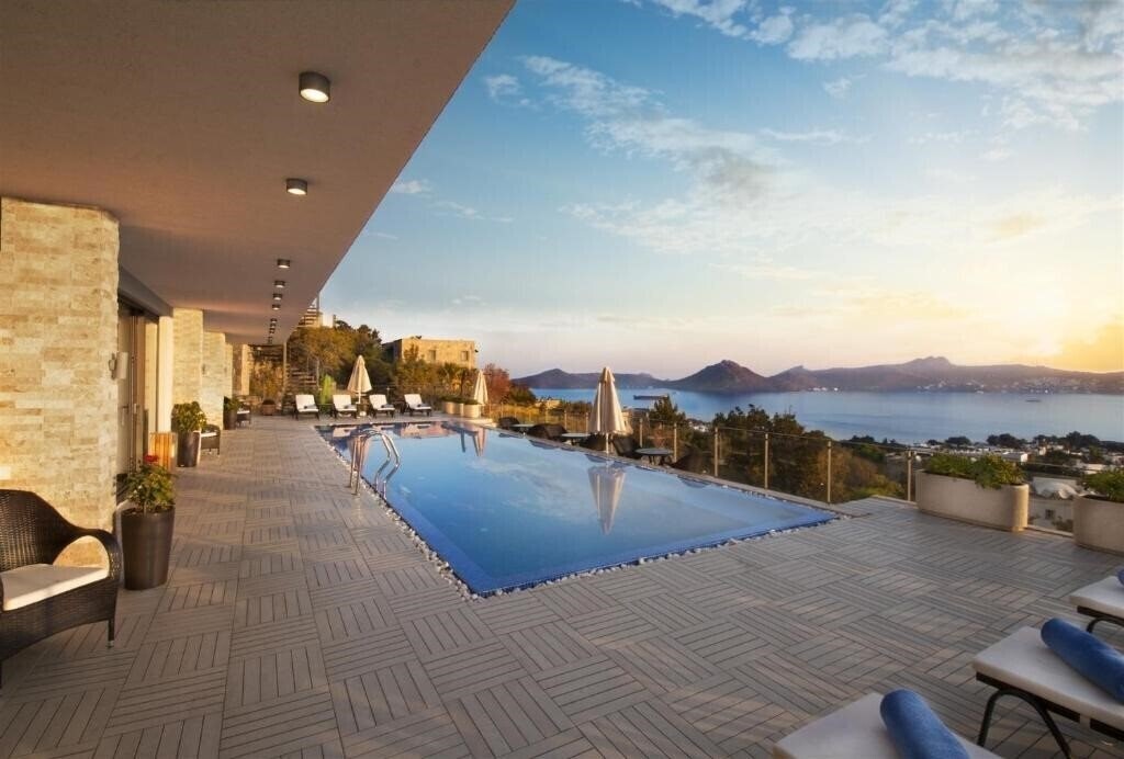 Отель Spektr Boutique Hotel & Spa 4+* 4*