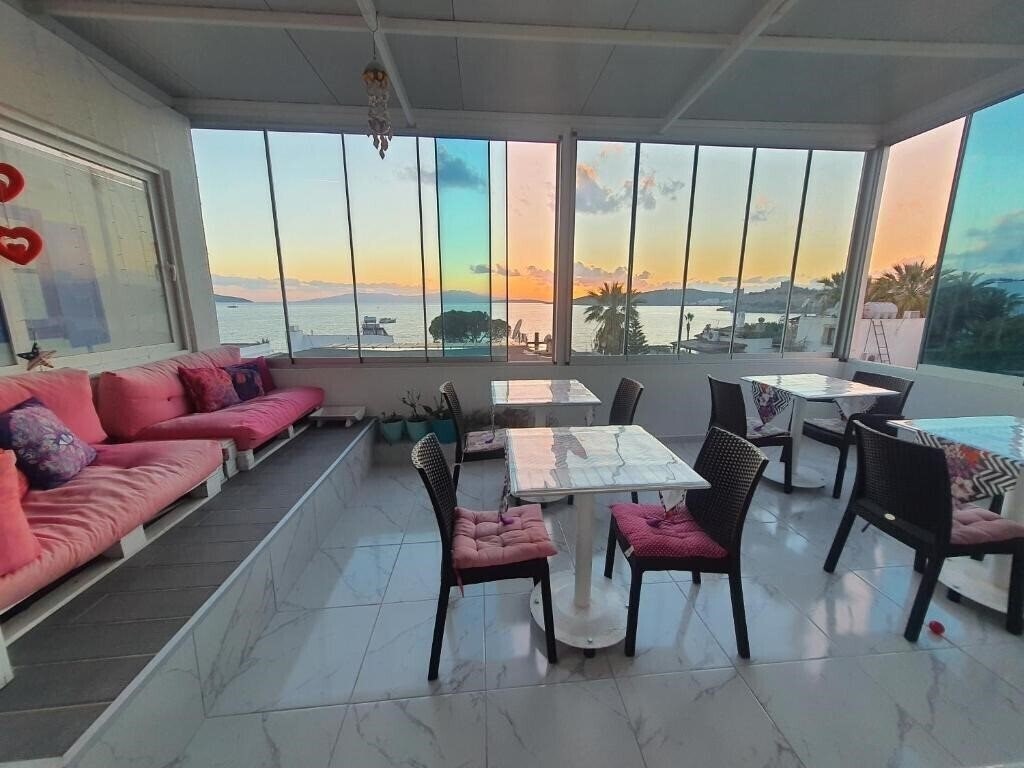 Изображение R House Hotel 2*