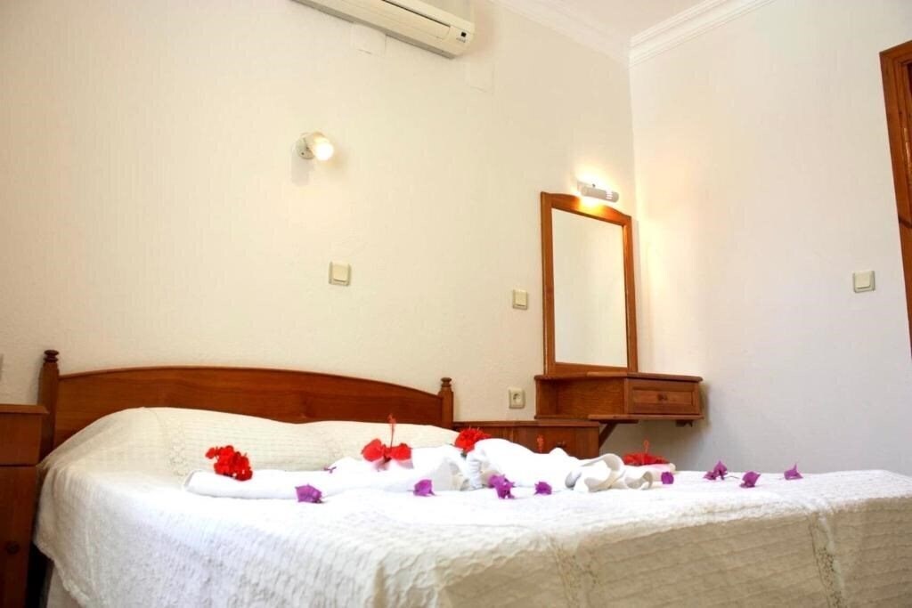 Imaginea Toloman Bitez Park Apartments 3*