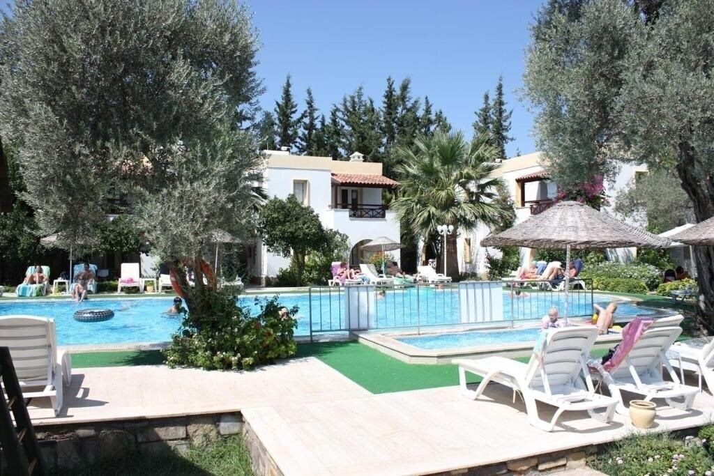 Hotel Toloman Bitez Park Apartments 3*
