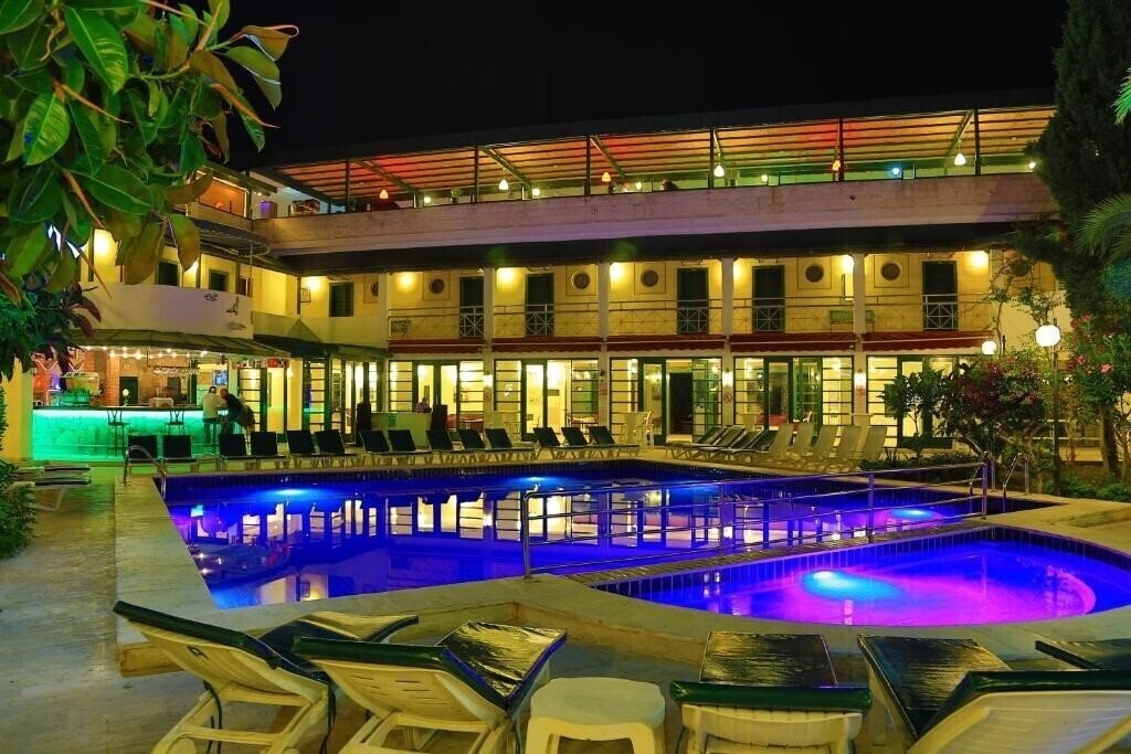 Отель Hotel Blue Nuit (ex. Skylife Star) 4*