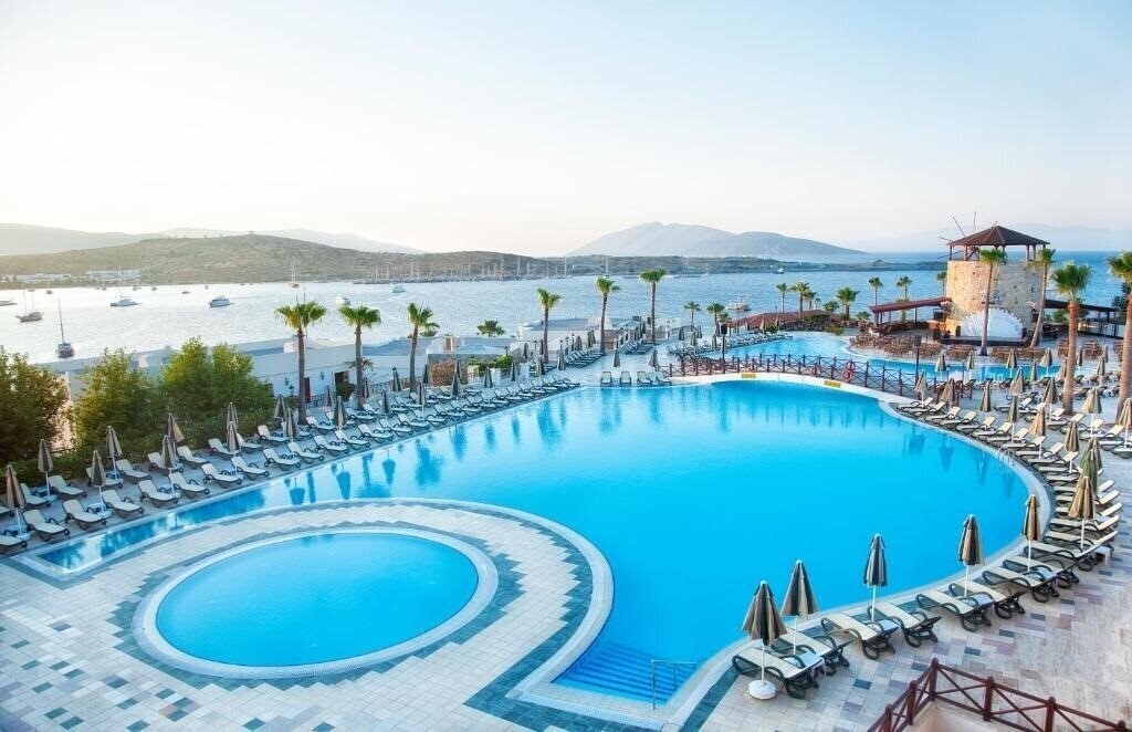 Fotografii Selectum Colours Bodrum (ex. Wow Bodrum Resort, Asteria Bodrum Resort, World of Wonders Bodrum Resort) 5*