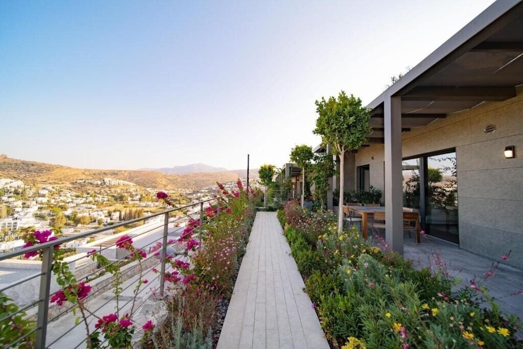 Картинка Mare Deluxe Residence & Villas 4*