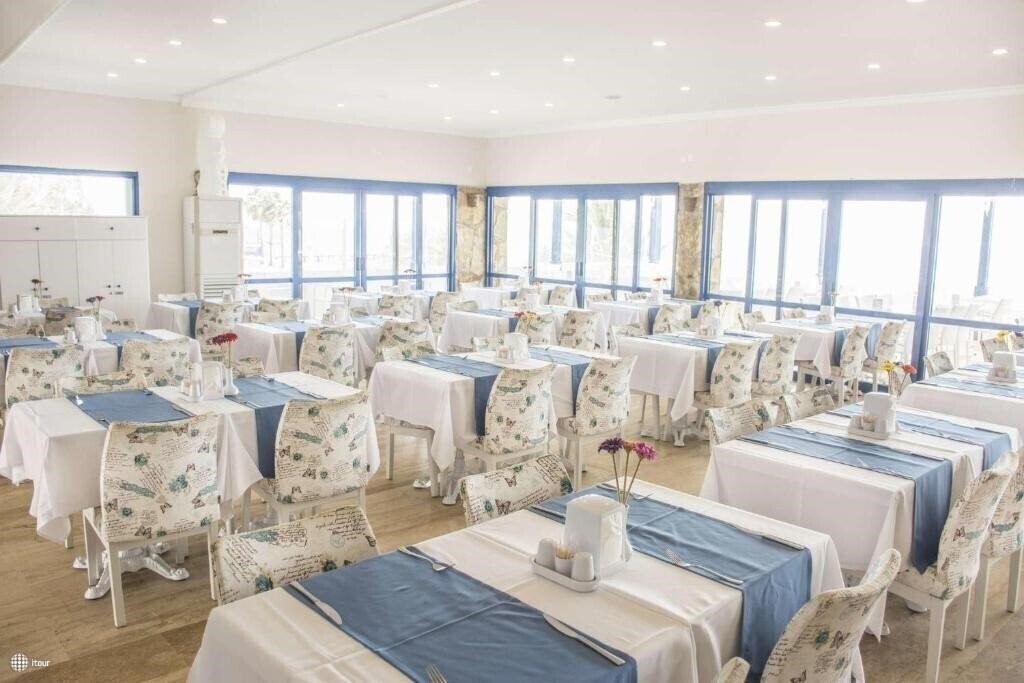 Fotografii Regulus Beach Resort 4*