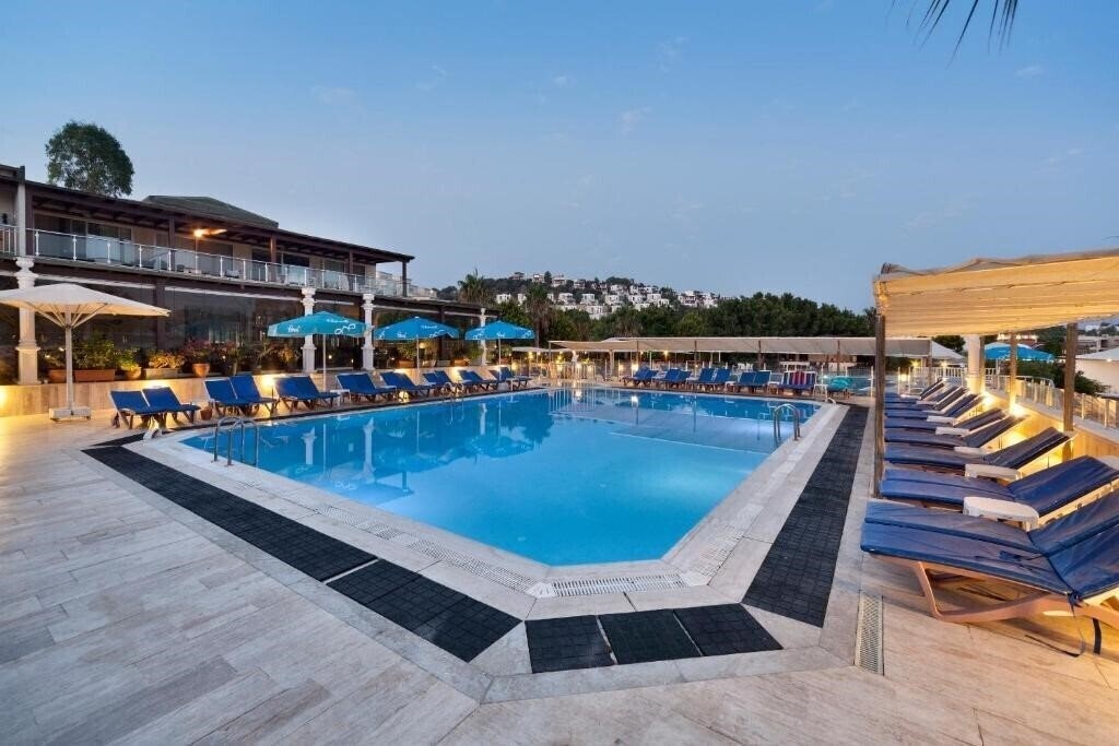 Фотография Golden Age Bodrum Yalikavak Hotel 4*