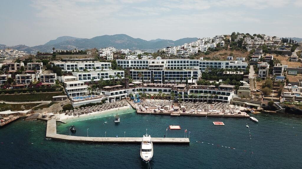 Hotel Delta Beach Club 5*