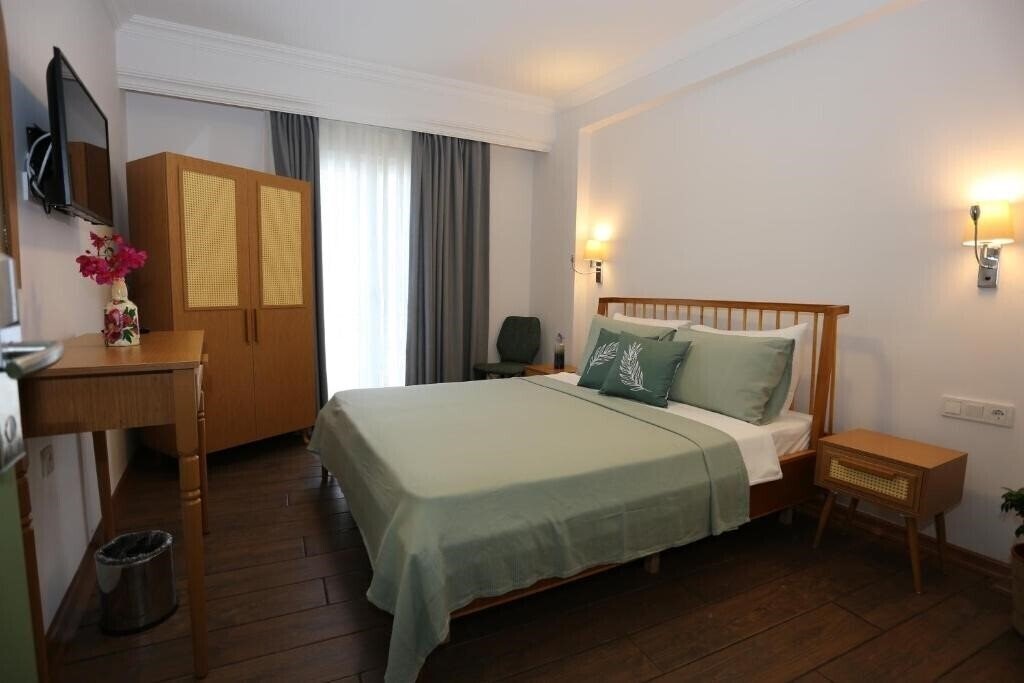 Фото Atacesme Otel 3*