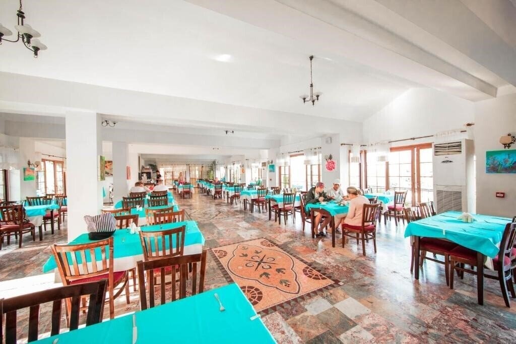 Imaginea Yel Holiday Resort 3*