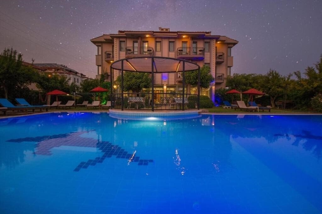 Fotografie Golden Moon 3*