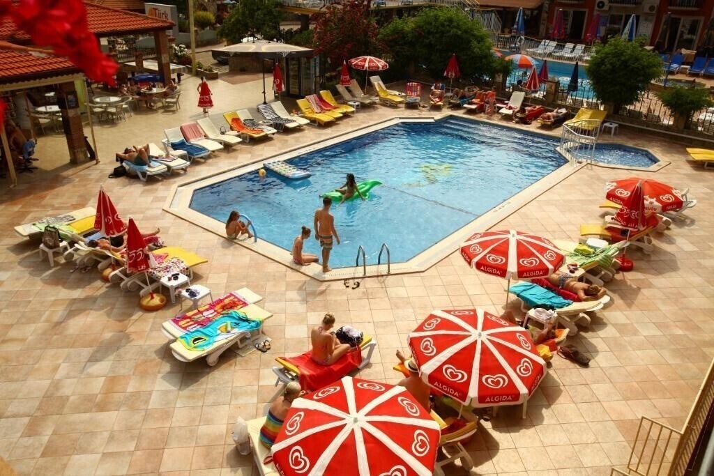 Hotel Turk 3*