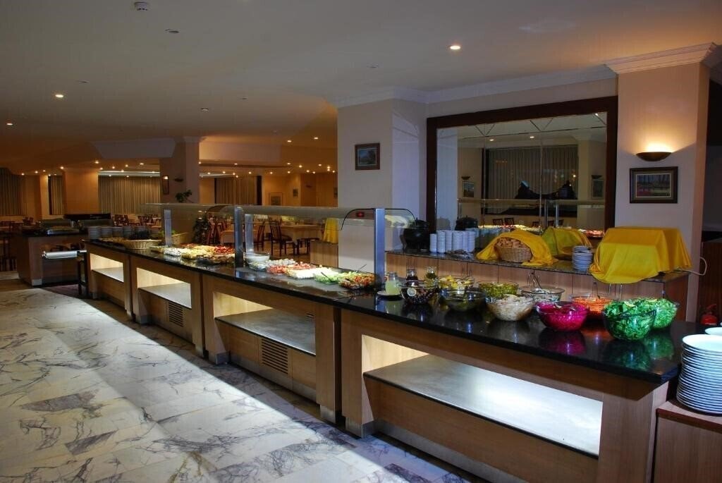 Imaginea Tuntas Beach Hotel (ex. Tuntas Suites) 3*