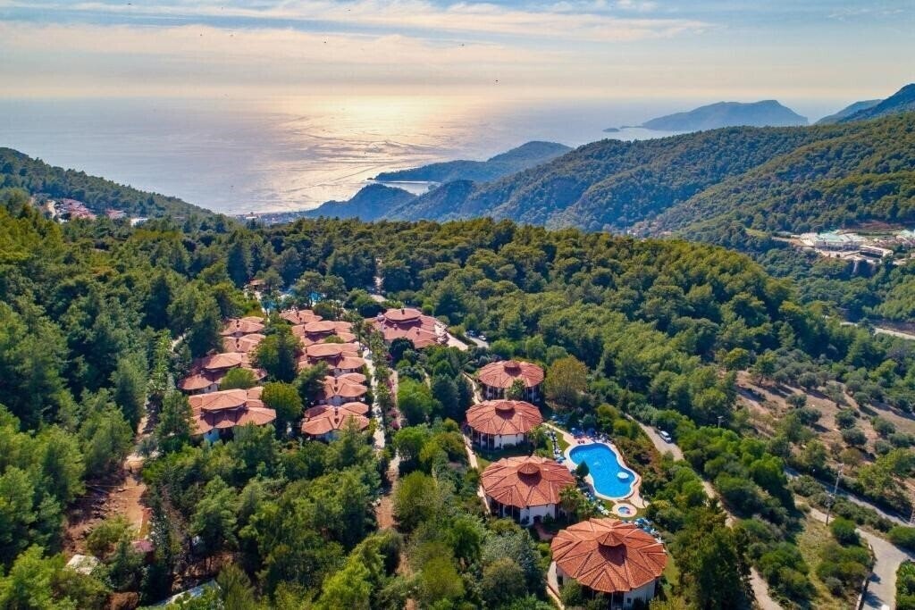Hotel Montana Pine Resort 4*