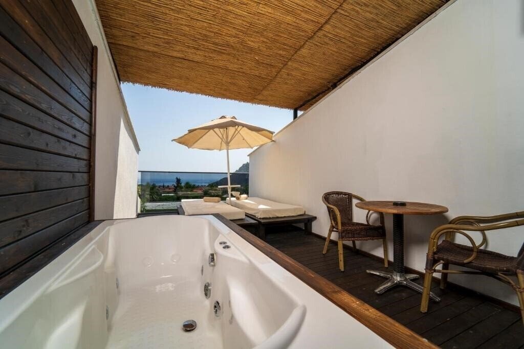 Fotografie Manaspark Deluxe Hotel (ex. Manaspark Oludeniz) 4*