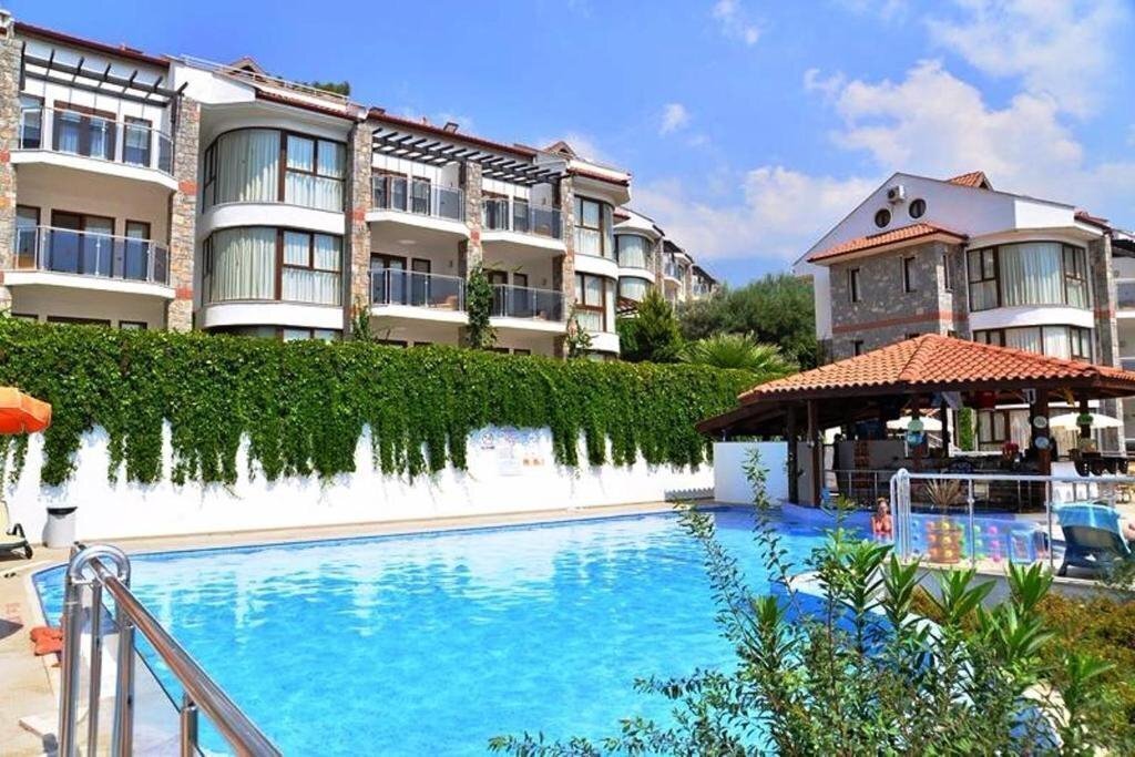 Отель Golden Life Heights Hotel 4*