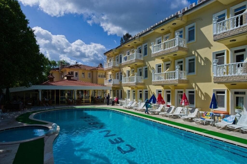 Hotel Cenk Bey 3*