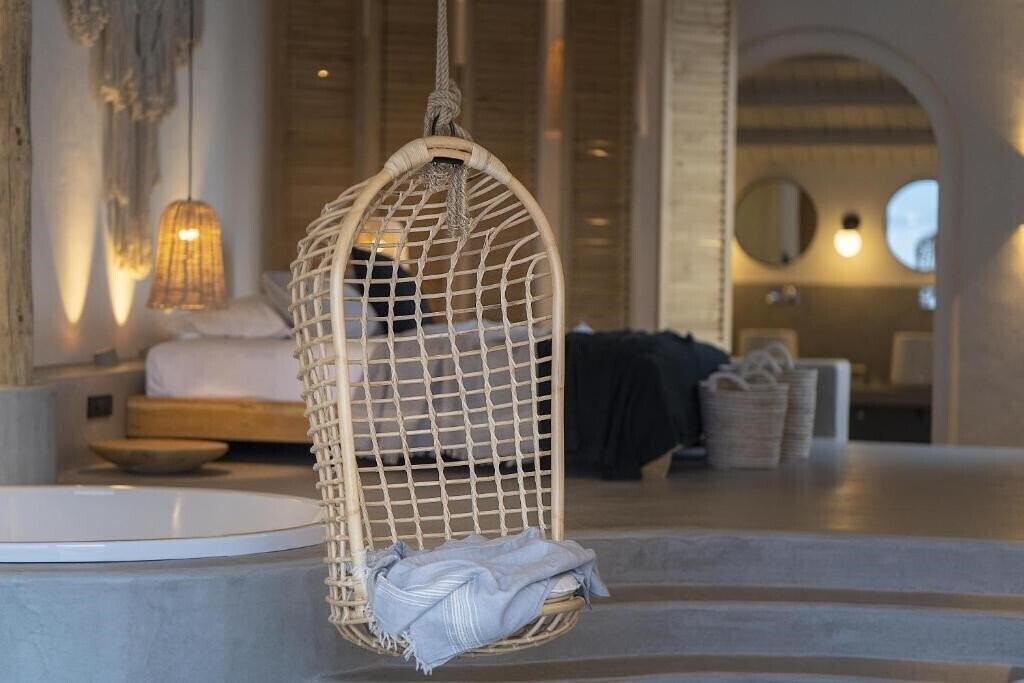 Imaginea Yacht Boheme Hotel 4*